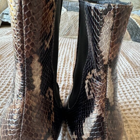 Donald Pliner Laila Round Toe Snake-Embossed boot - Picture 16 of 16